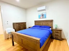 Premier Suite with Private Ensuite Bathroom
