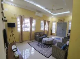 Homestay Paksu Sepang Kampung Giching
