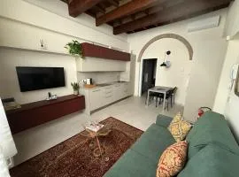J&B Imola Home