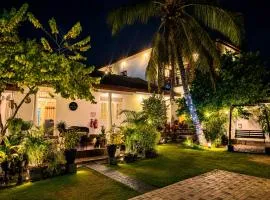 White Villa Airport Transit Hotel