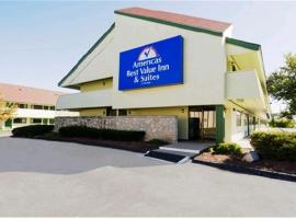Americas Best Value Inn Kansas City East - Independence, hotel in Independence