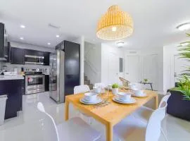 Modern Miami Home with Free Parking