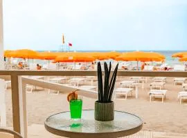 Delfino Beach - CDSHotels