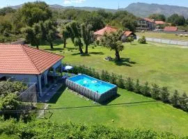 Hidden Oasis PeSa - Luxury Villa with Pool & Spa