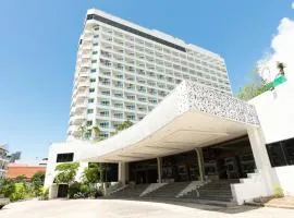 Royal Twins Palace Hotel