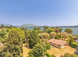 Large lakeside villa