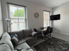 Modern 1-Bed Apartment in the Heart of Armagh