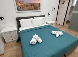 CAMINNECI Palace