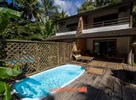 Casa em Ilheus Pe na Areia com Piscina e Banheira