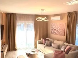 Luxiva Home