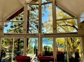 Surreal Feel Lakeview Chalet