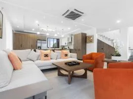 NOK Spacious 3BR Villa with Patio By Vistacana
