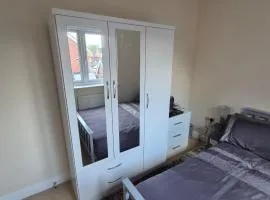 Elegant Guest Room in West Midlands Comfort and Convenience