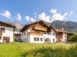 Alpenlodge Pettneu Lodge 1