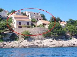 Apartments and rooms by the sea Puntinak, Brac - 12255
