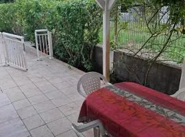 Studio spacieux au calme
