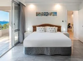 POINCIANA 101 HAMILTON ISLAND CENTRALLY LOCATED 3 BEDROOM, plus BUGGY!!