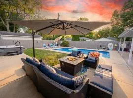 Central location Hot Tub Heated Pool Digital Game Table