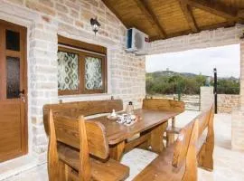 Three bedroom Vila with Pool