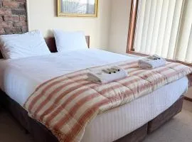 Speers Point Serviced Apartments