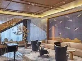 Yinhu Junyi Hotel（Wildlife Park）