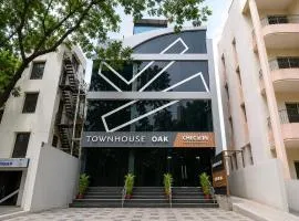 Super Townhouse OAK Banjara Hills Hyderabad