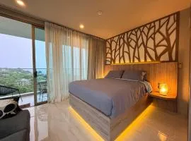 Kamala Sea & Mountain View Suite 1BR with Balcony
