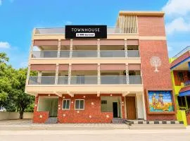 Townhouse MK University Bus Terminal Madurai Formerly Aca Elite