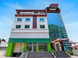 Super Townhouse Oak ONGC Crossway Formerly Hotel Gold Stone Comfort
