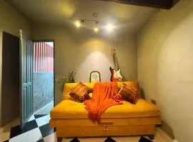 Casita Vintage with a Grill, Patio and Parking