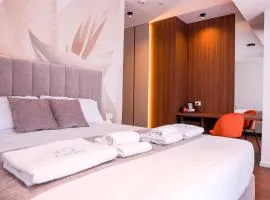 Tirone Luxury Rooms