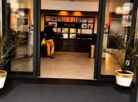 Brxxl 5 City Centre Hostel