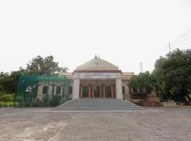 Omji Ashram - Maa Anandmayi