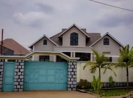 Sabyinyo Crest