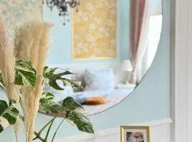 Luxury 5BR City Villa | Chic & Spacious | Families
