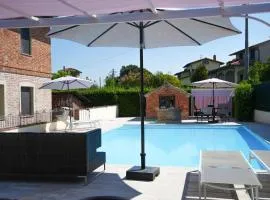 Sul lago Appartamenti Casa Del Lago con Piscina Acqua Salata