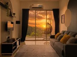 Black White 3BR Condo near Taiping Lake Garden Zoo with Netflix WiFi