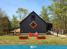 Cozy cabin w grill deck & game room