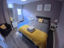 Modern 1-Bed Apartment Free Parking Near HOST, Leeds