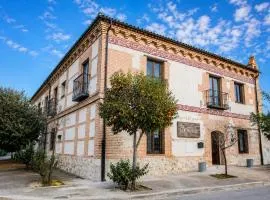 El Mudéjar Casa Histórica con Piscina Privada para Grupos