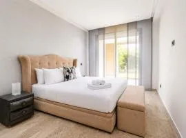 Paisible Appartement Familial Piscine & Jardin