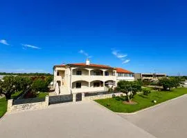 Apartmani Diana