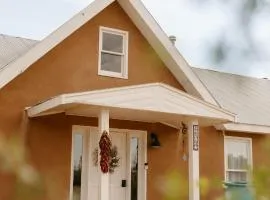 El Ranchito Alegre Private 3BR Home in Historic Corrales