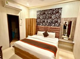 RAJ by Vaishno MIles, hotel en Haridwar