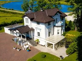 Villa am Wangermeer - Familienfreundlich & Stillvoll