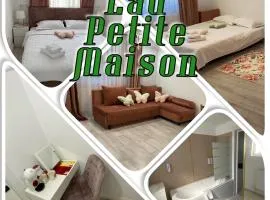 Lad Petite Maison