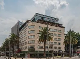 Hotel More By Kavia