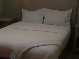 Naomy's Place