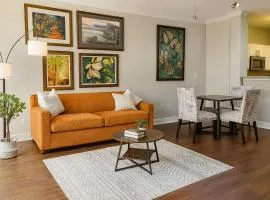 Chic Midtown Retreat - Steps to Shops, Eats, Fun