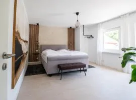 La Casa Demi